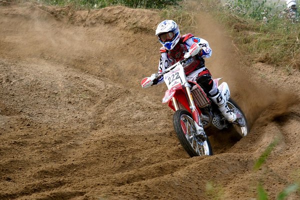 Quel modèle de motocross choisir pour faire une compétition ?