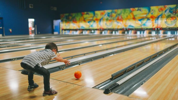 Le bowling digital à Lyon : Des anniversaires inoubliables pour vos enfants